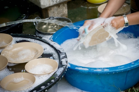 4 thói quen rửa bát hại sức khỏe