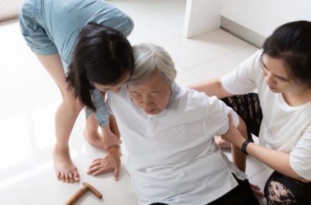 Đề phòng xuất huyết não vào mùa đông ở người cao tuổi nhớ 4 điều sau