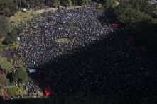 Hàng nghìn người Hồng Kông tiếp tục biểu tình ôn hòa ủng hộ dân chủ