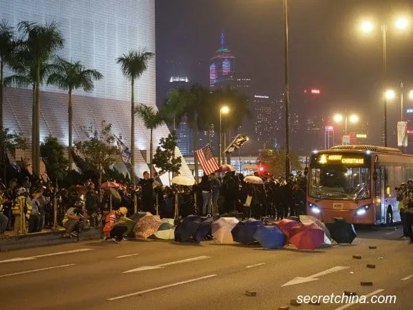 nguoi hong kong to chuc hoat dong khang nghi dem giang sinh 10