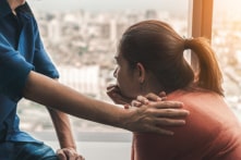 Phân biệt quý nhân và tiểu nhân nơi sở làm như thế nào?