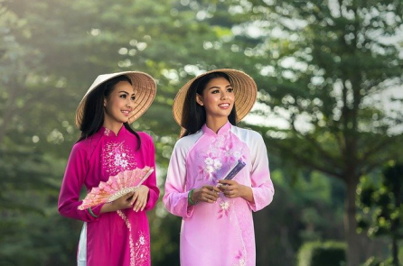 Đối nhân xử thế: Thái độ con người bắt nguồn từ khí độ và cao độ