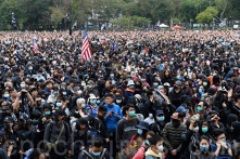 Hơn triệu người Hồng Kông tham gia diễu hành trong ngày đầu năm mới