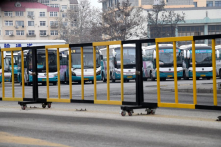 Nhiều công ty của Mỹ tạm dừng kinh doanh và hạn chế du lịch đến TQ