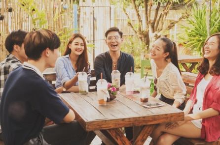 Một buổi họp lớp: Xem tướng mạo biết bạn sống thế nào