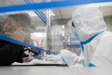 Người dân “vượt tường” tiết lộ tình hình dịch bệnh tại Vũ Hán