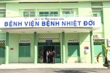 Khánh Hòa: Một nữ nhân viên lễ tân dương tính với virus corona