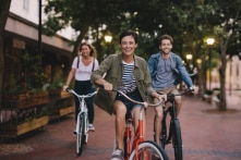 Nghiên cứu: Người đạp xe đạp đi làm sẽ sống lâu hơn
