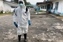 Hàng trăm tù nhân Trung Quốc nhiễm COVID-19, nhiều quan chức bị sa thải