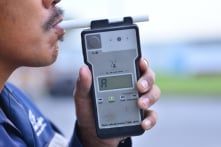 Bộ Y tế: Theo quy định, mỗi người dùng riêng 1 ống thổi nồng độ cồn