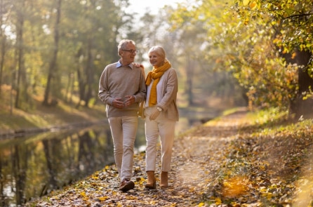 Tuổi trung niên: Người đi bộ chậm thường có tuổi thọ ngắn hơn