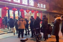 Người đàn ông tự uống thuốc chữa viêm phổi khiến bệnh tình nghiêm trọng hơn