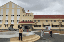 Hà Nội, TP.HCM lập thêm bệnh viện dã chiến, khu cách ly tập trung