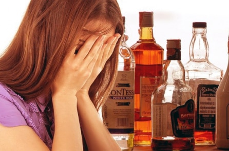 Một phụ nữ qua đời sau khi uống rượu vang chứa MDMA (thuốc lắc)