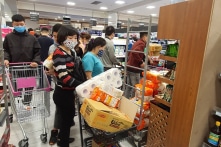 TP.HCM: Ai ra đường không đeo khẩu trang sẽ bị cưỡng chế