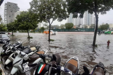 Hà Nội vừa xảy ra trận mưa lớn nhất trong vòng 50 năm