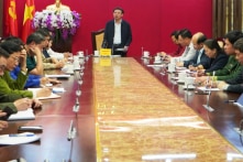 Quảng Ninh họp khẩn từ mờ sáng vì có nhiều người đi cùng ‘bệnh nhân thứ 17’