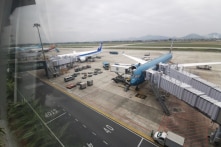 Sân bay Nội Bài, Tân Sơn Nhất dừng tiếp nhận chuyến bay từ Hàn Quốc