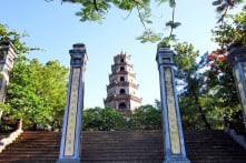 Các đời chúa Nguyễn mở rộng lãnh thổ – P4: Chiêm Thành quy thuận, Cao Miên dâng đất