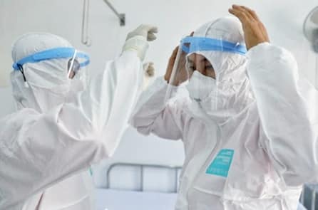 4 bệnh viện đang thử nghiệm truyền huyết tương điều trị COVID-19