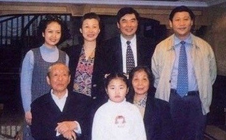Thư gửi con gái ông Tập Cận Bình kêu gọi khuyên cha giải thể ĐCSTQ