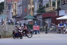 Bí thư Hà Nội đề xuất kéo dài thời hạn cách ly xã hội đến hết tháng 4