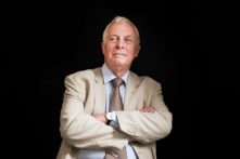 Chris Patten nói về Cộng sản TQ: “Chế độ dơ bẩn rồi sẽ bị xóa sổ”