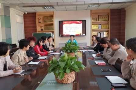 TQ: Giáo viên tín ngưỡng Kitô giáo bị đe dọa và trở thành con tốt chính trị