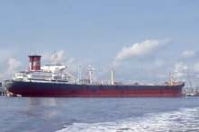 Tàu chở dầu Iran tiếp cận vùng biển Venezuela bất chấp cảnh báo của Mỹ