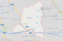 Hà Nội phong tỏa thôn với 600 dân vì một trường hợp sốt cao nhiều ngày