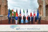 1024px G7 Taormina family photo 2017 05 26