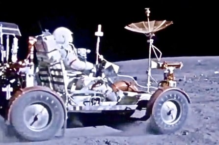 Video của NASA cho thấy lái xe trên Mặt trăng là như thế nào