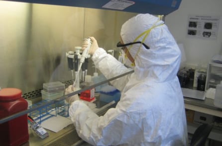 Cựu GĐ tình báo Anh: ĐCSTQ có thể đã phá hủy bằng chứng virus rò rỉ từ phòng thí nghiệm