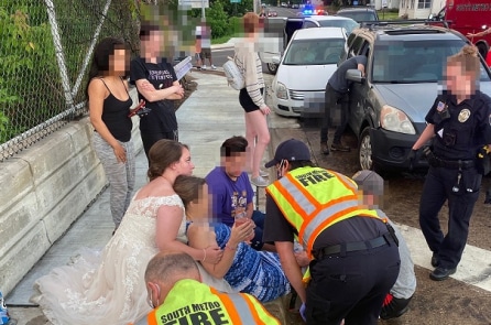 Cô dâu Mỹ mặc váy cưới cứu người bị tai nạn giao thông