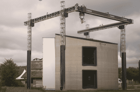 Máy in 3D lớn nhất châu Âu xây nhà 2 tầng