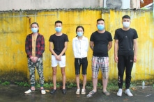 Bắt 2 ôtô chở 10 người Trung Quốc đang từ Lào Cai vào Hà Nội, Nha Trang