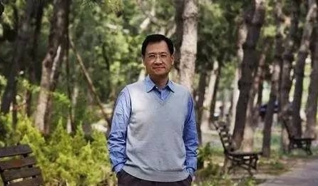 Giáo sư châm biếm quan trường TQ: Sống “hai mặt”, chờ “hạ cánh” an toàn