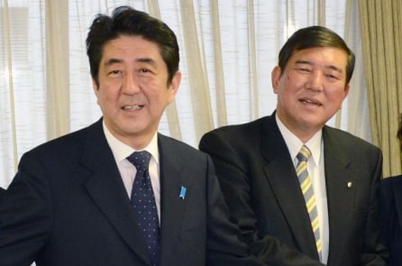 Những ứng viên tiềm năng nào có thể thay thế Thủ tướng Abe Shinzo?