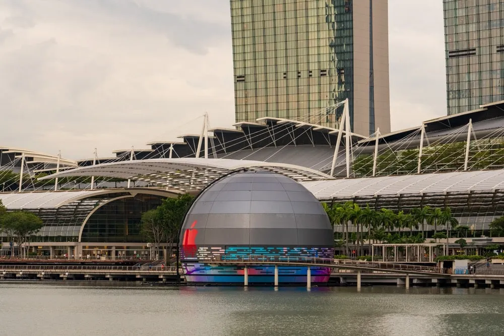 Cửa hàng Apple nổi đầu tiên ở Singapore