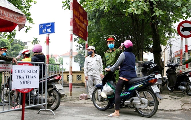 ha noi kiem tra than nhiet