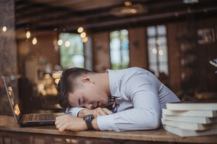 4 điều “cấm kỵ” khi ngủ trưa
