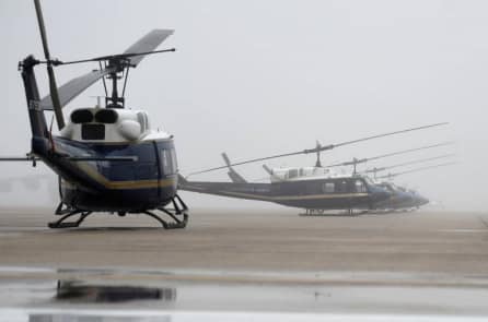 Trực thăng Air Force trong đội bay của TT Trump bị trúng đạn