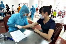 Hà Nội: Số người báo từ Đà Nẵng về tăng vọt, hơn 20.000 người thiếu bộ test