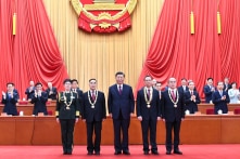 Bắc Kinh tuyên bố “đánh bại COVID-19” nhằm thực hiện mục đích chính trị?