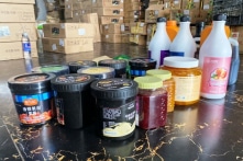 Hà Nội thu giữ hơn 4 tấn nguyên liệu pha chế đồ uống ‘toàn chữ Trung Quốc’