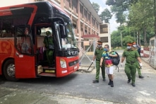 Việt Nam trao trả 40 người Trung Quốc nhập cảnh trái phép