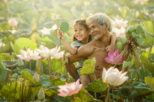 8 hành trang để tuổi già có hậu phúc