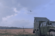 Trung Quốc thử nghiệm hàng loạt “drone cảm tử”