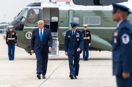 TT Trump cho phép giải mật toàn bộ tài liệu điều tra Nga và Hillary