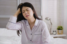 9 phương pháp chữa đau đầu không cần dùng thuốc